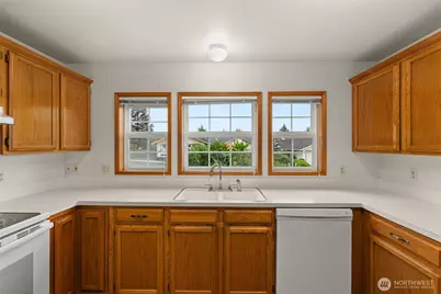 108 Carl Sandburg Drive, Centralia, WA 98531 - Photo 9