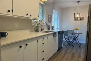 1010 W Pioneer, Puyallup, WA 98371 - Photo 11