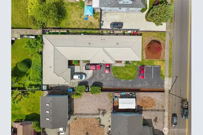 1010 W Pioneer, Puyallup, WA 98371 - Photo 3