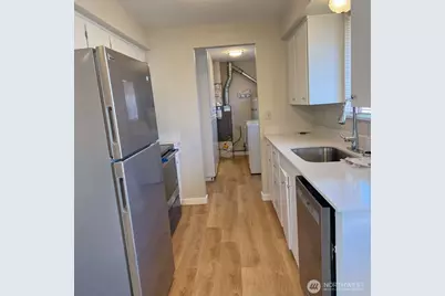 1010 W Pioneer, Puyallup, WA 98371 - Photo 23