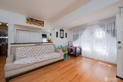 1931 McDougall Avenue, Everett, WA 98201 - Photo 9
