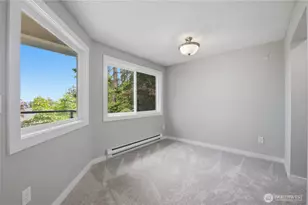4189 W Lake Sammimish Parkway SE, Bellevue, WA 98008 - Photo 9