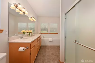 6025 195th Avenue E, Bonney Lake, WA 98391 - Photo 15