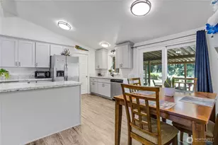 16302 118th Ave Ct E, Puyallup, WA 98374 - Photo 5