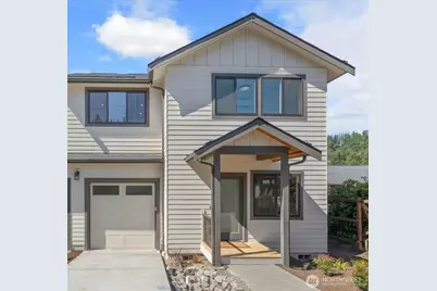 313 SE Andrews Street, Issaquah, WA 98027 - Photo 1