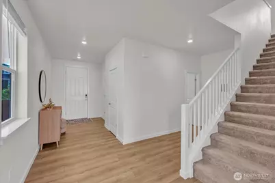 4912 88th Dr NE, Marysville, WA 98270 - Photo 5