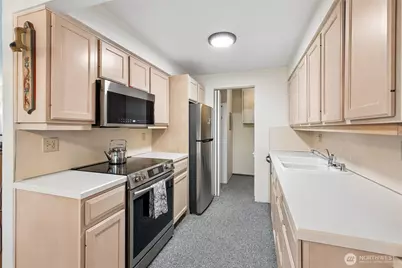 7324 N Skyview Place #E104, Tacoma, WA 98406 - Photo 15