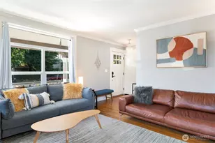 3936 Woodland Park Ave N, Seattle, WA 98103 - Photo 5