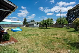 205 Washington Ave S, Eatonville, WA 98328 - Photo 25