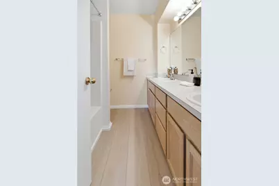 13009 12th Avenue E, Tacoma, WA 98445 - Photo 35