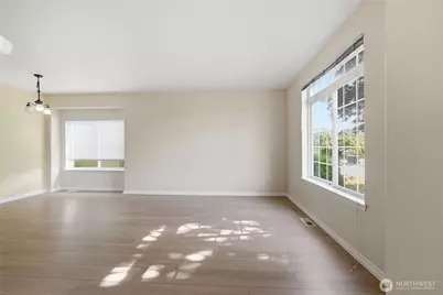 13009 12th Avenue E, Tacoma, WA 98445 - Photo 9