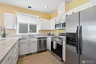 13009 12th Ave E, Tacoma, WA 98445 - Photo 11
