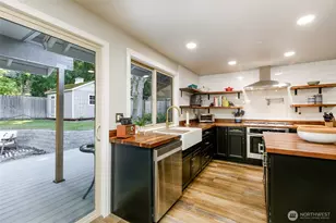 105 Lila St, Steilacoom, WA 98388 - Photo 11