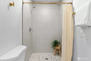 2322 S Ash St, Tacoma, WA 98405 - Photo 15