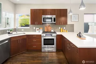 1741 NW 60th St, Seattle, WA 98107 - Photo 11