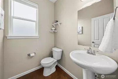 18428 Village Parkway E, Bonney Lake, WA 98391 - Photo 31