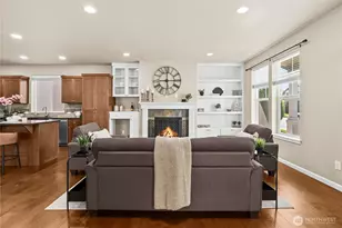 18428 Village Pkwy E, Bonney Lake, WA 98391 - Photo 7