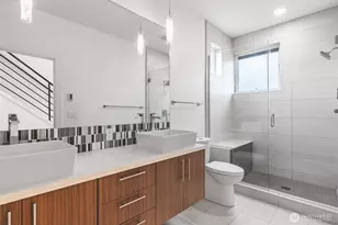 612 N 45th St, Seattle, WA 98103 - Photo 27