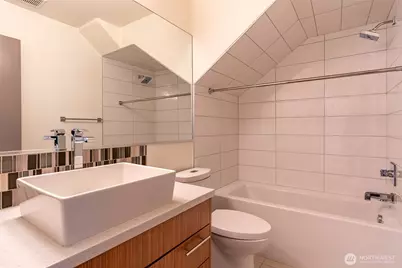 612 N 45th Street #C, Seattle, WA 98103 - Photo 7