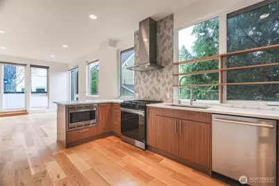 612 N 45th Street #C, Seattle, WA 98103 - Photo 19