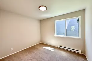 2020 Grant Ave S, Renton, WA 98055 - Photo 13