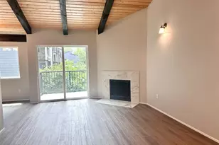 2020 Grant Ave S, Renton, WA 98055 - Photo 3