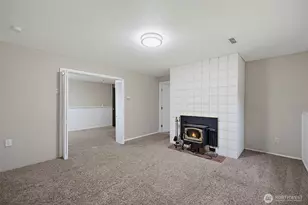 8414 56th St W, University Place, WA 98467 - Photo 23