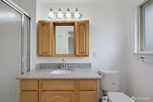 8414 56th St W, University Place, WA 98467 - Photo 21