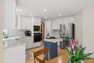 3220 211th St SE, Bothell, WA 98021 - Photo 11