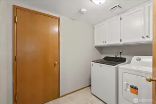 3220 211th St SE, Bothell, WA 98021 - Photo 17