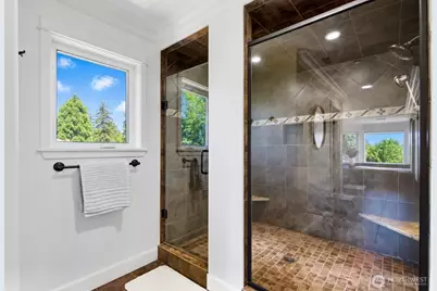 11022 SE 61st Place, Bellevue, WA 98006 - Photo 23