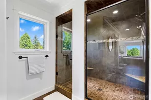 11022 SE 61st Pl, Bellevue, WA 98006 - Photo 23