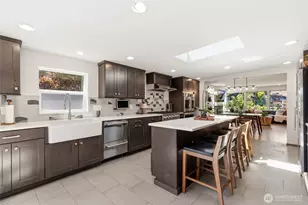 2007 NE 137th St, Seattle, WA 98125 - Photo 13