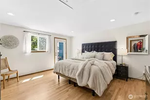 2007 NE 137th St, Seattle, WA 98125 - Photo 15