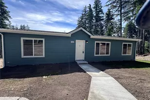 1561 E Trails End Dr, Belfair, WA 98528 - Photo 3