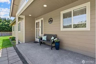 31016 W Main St, Lyman, WA 98284 - Photo 5