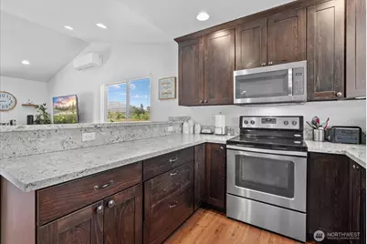 31016 W Main St, Lyman, WA 98284 - Photo 13