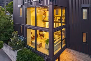 301 Lee St, Seattle, WA 98109 - Photo 13