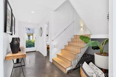 339 16th Avenue E #B, Seattle, WA 98112 - Photo 7