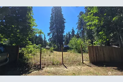 9287 NE Spruce Avenue, Indianola, WA 98342 - Photo 9