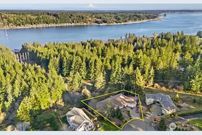 341 E Rainier Court, Allyn, WA 98524 - Photo 3