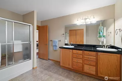 341 E Rainier Court, Allyn, WA 98524 - Photo 27