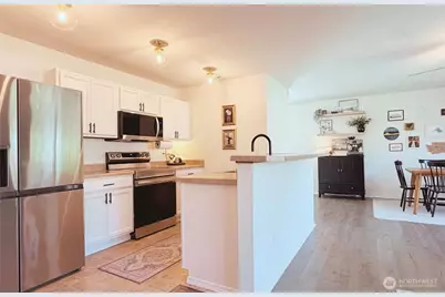 4650 Nooksack Loop, Mount Vernon, WA 98273 - Photo 11