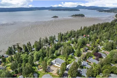 726 Shelter Bay, La Conner, WA 98257 - Photo 3