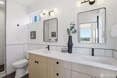 4517 35th Avenue S #A, Seattle, WA 98118 - Photo 21