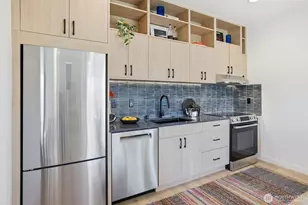 4517 35th Ave S, Seattle, WA 98118 - Photo 9