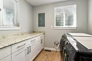 27917 10th Ave S, Des Moines, WA 98198 - Photo 17