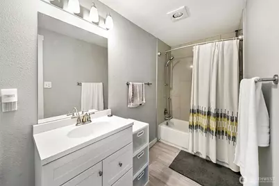27917 10th Avenue S, Des Moines, WA 98198 - Photo 23
