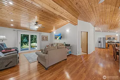 7111 279th Street NE, Arlington, WA 98223 - Photo 9