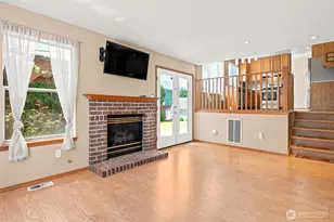 5726 67th St NE, Marysville, WA 98270 - Photo 9